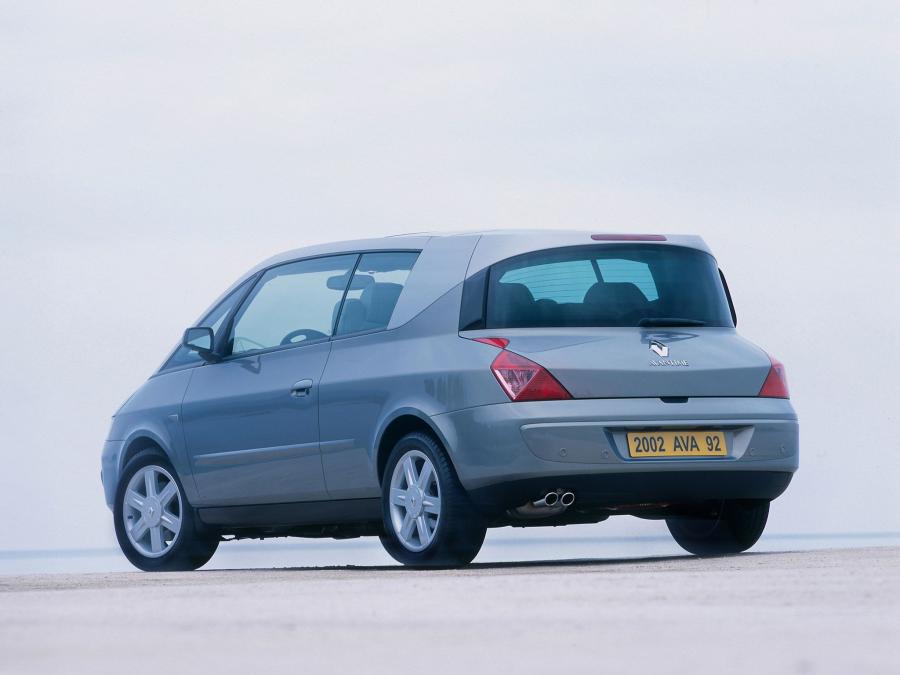  Renault Avantime 2001 года  (фото 10 из 11)